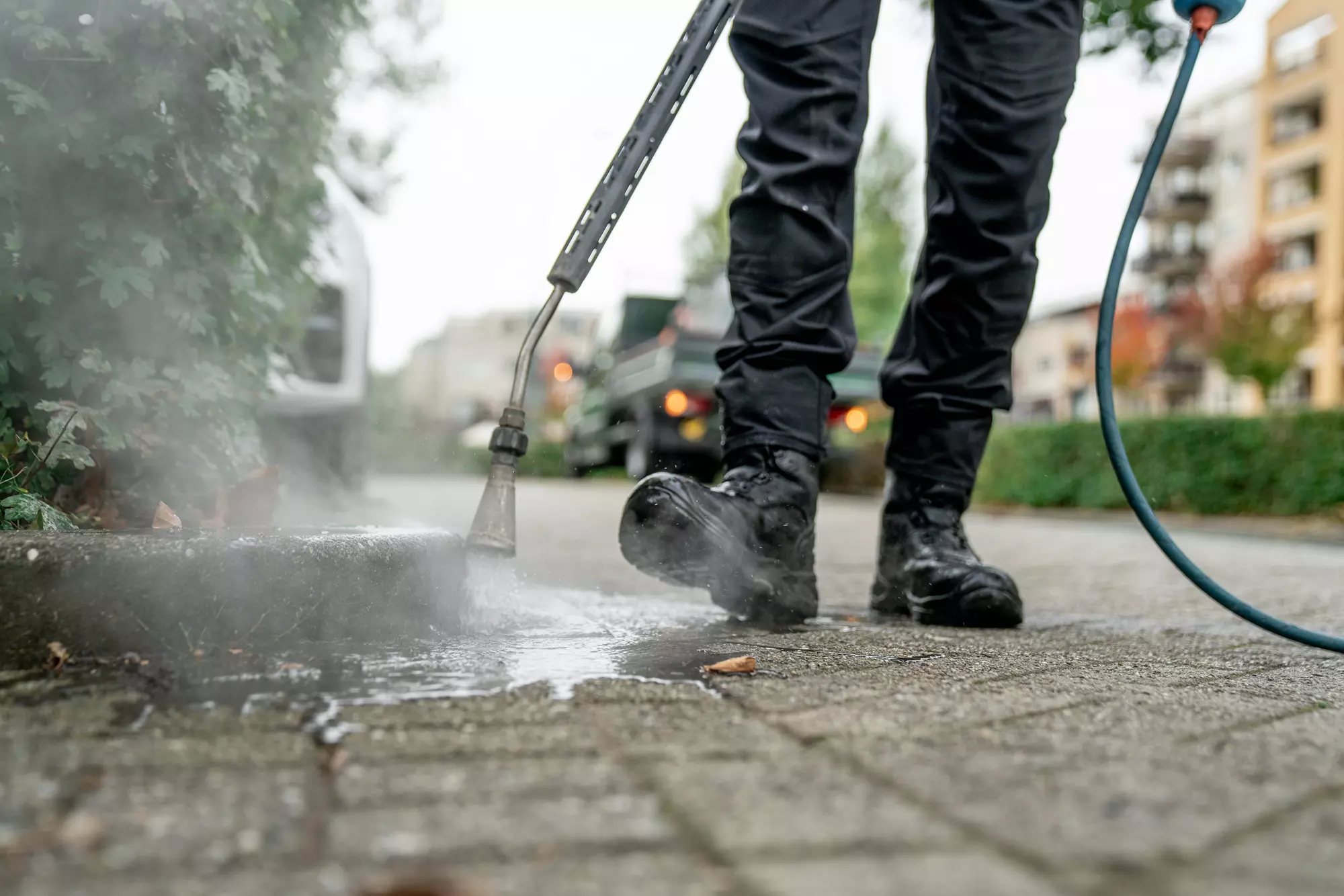 Onkruid verwijderen met stoom.jpg